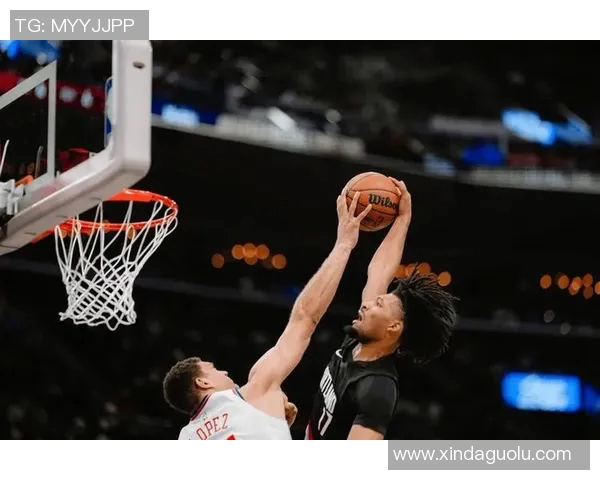 2013年NBA季后赛开拓者与快船激战回顾精彩瞬间与关键时刻分析