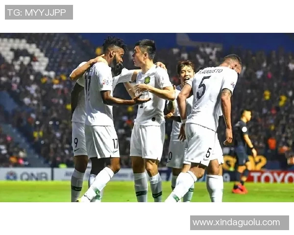 塔特对阵武里南的精彩较量揭示了亚洲足球的激烈竞争与发展潜力 塔特对阵武里南的精彩较量揭示了亚洲足球的激烈竞争与发展潜力