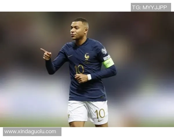 姆巴佩领衔法国队冲击世界杯冠军新征程球迷期待他的精彩表现 姆巴佩领衔法国队冲击世界杯冠军新征程球迷期待他的精彩表现