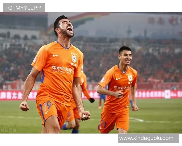 山东鲁能与富力精彩对决视频回顾全场亮点与精彩瞬间解析 山东鲁能与富力精彩对决视频回顾全场亮点与精彩瞬间解析