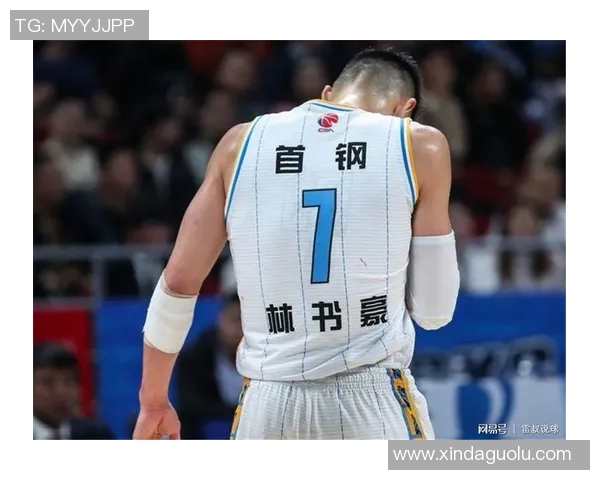 方硕的成长之路:从青年才俊到篮球场上的领军人物 方硕的成长之路:从青年才俊到篮球场上的领军人物