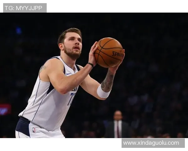 火箭队与老鹰队激战正酣精彩比赛直播全程回顾与分析 火箭队与老鹰队激战正酣精彩比赛直播全程回顾与分析