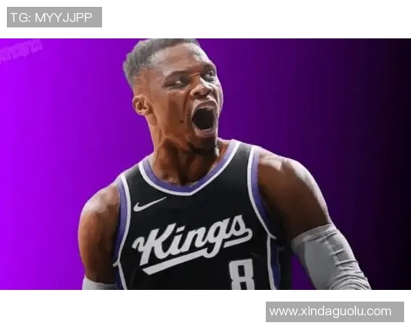 勇士对阵雷霆威少走步争议引发热议球迷热情高涨 勇士对阵雷霆威少走步争议引发热议球迷热情高涨