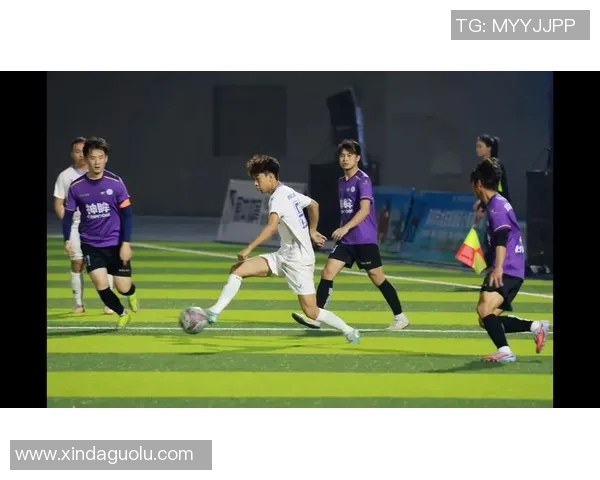 天津与山东足球对决直播间精彩瞬间全记录