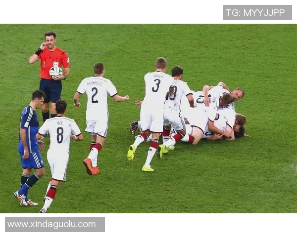 2014年巴西世界杯半决赛德国大胜巴西的战术分析与影响探讨