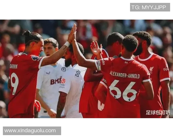 利物浦主场迎战狼队争夺英超关键三分全力以赴展现球队实力 利物浦主场迎战狼队争夺英超关键三分全力以赴展现球队实力