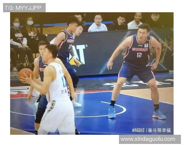 周鹏:从篮球场上的巨星到生活中的榜样,探寻他的奋斗与坚持之路 周鹏:从篮球场上的巨星到生活中的榜样,探寻他的奋斗与坚持之路