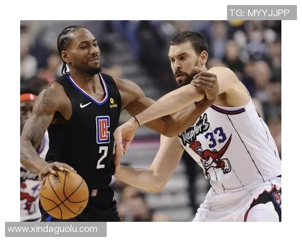 小牛队与快船队历史交锋记录分析及战绩回顾