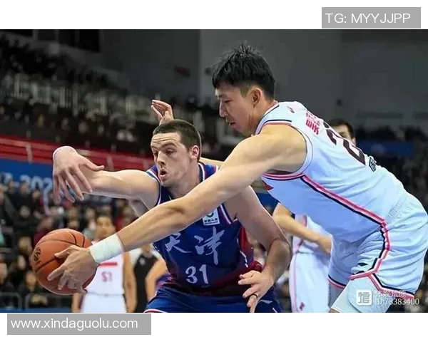 委内瑞拉马竞迎战阿拉瓜争夺联赛关键三分的激烈对决 委内瑞拉马竞迎战阿拉瓜争夺联赛关键三分的激烈对决