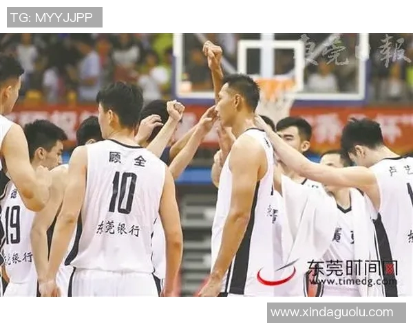 山东男篮与新疆队全运会激战回顾球员表现与战术分析全景呈现