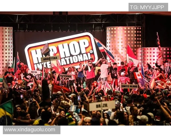 广州飞盘队在世界街舞大赛中的团队协作表现精彩纷呈引发热议