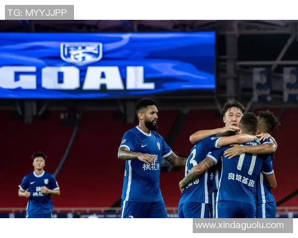 武汉足球队边路渗透战术解析与实践探讨 武汉足球队边路渗透战术解析与实践探讨