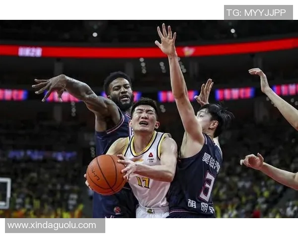 波兰男篮与西班牙男篮激战正酣谁能在这场对决中笑到最后 波兰男篮与西班牙男篮激战正酣谁能在这场对决中笑到最后