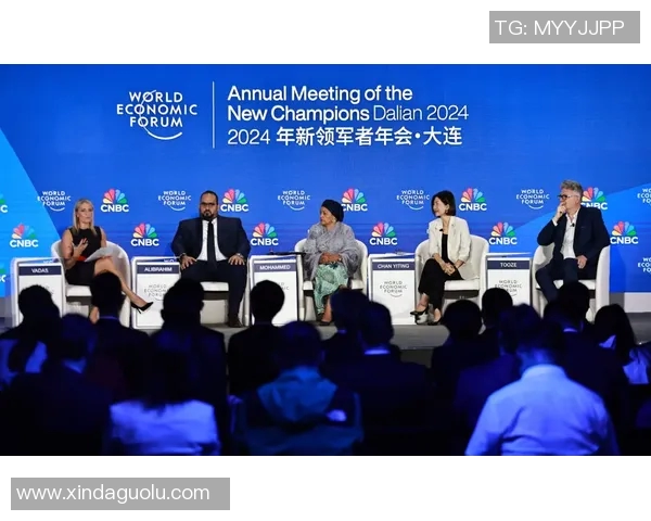 热议飞盘运动:西安飞盘队如何引领力量与团队精神的变革 热议飞盘运动:西安飞盘队如何引领力量与团队精神的变革